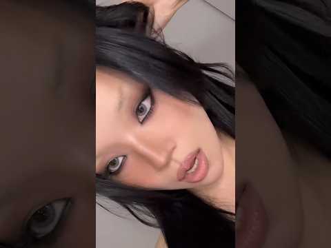 리리영 RIRI YOUNG