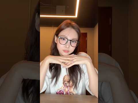 Whoa, wait a minute🐰 #TWICE #NAYEON